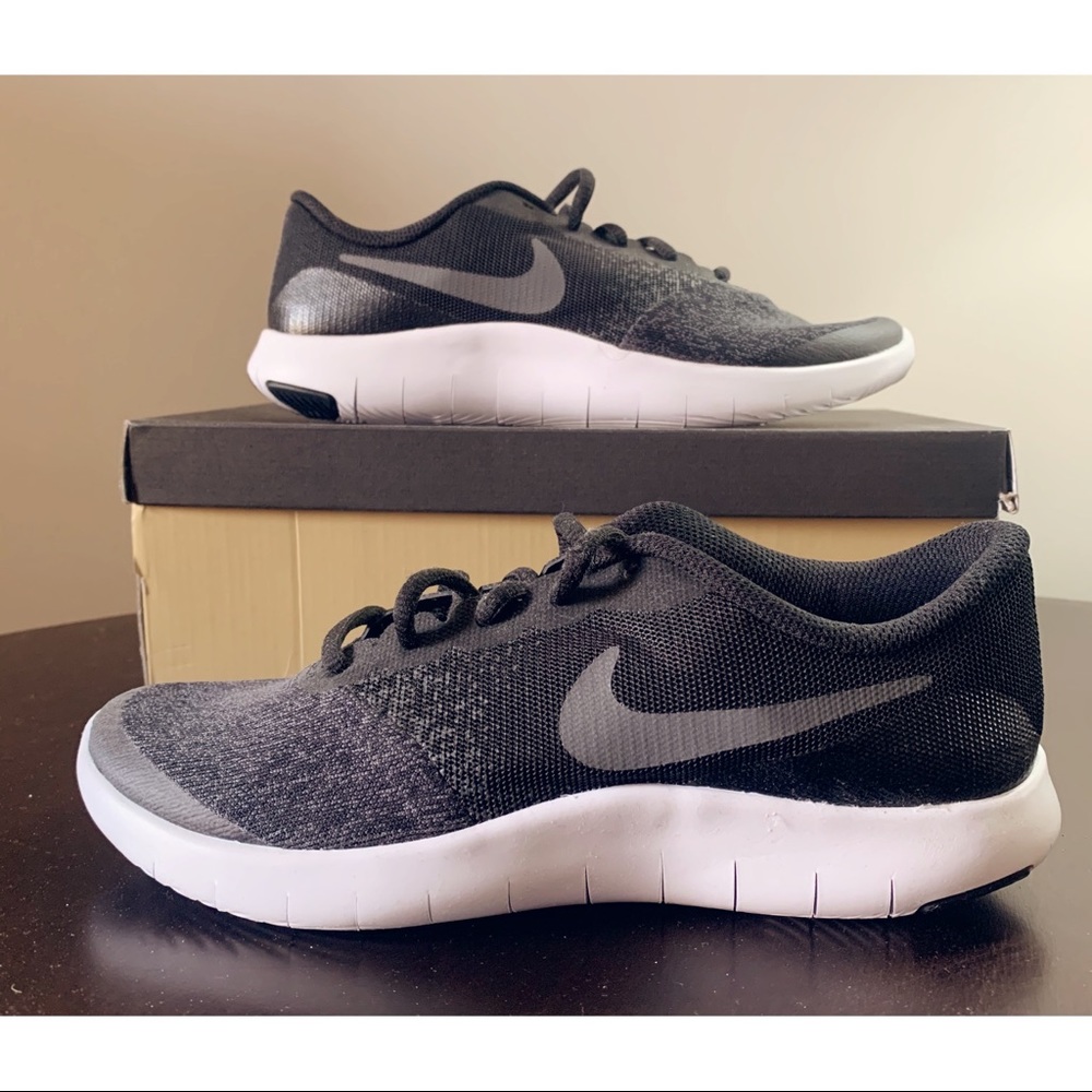 BRAND NEW Nike Flex Contact!